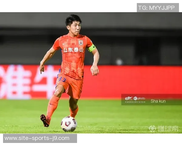 国足12强赛最新名单公布球员阵容及备战情况全面解析